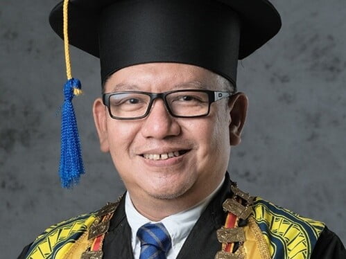 Rektor UII jogja