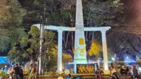 tugu lilin rembang